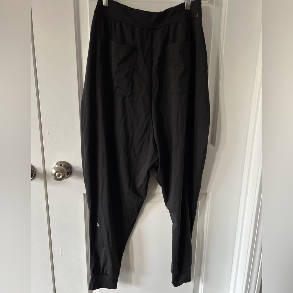 NWT Halara Baggy Jogger Pants Size Medium - Picture 2 of 4